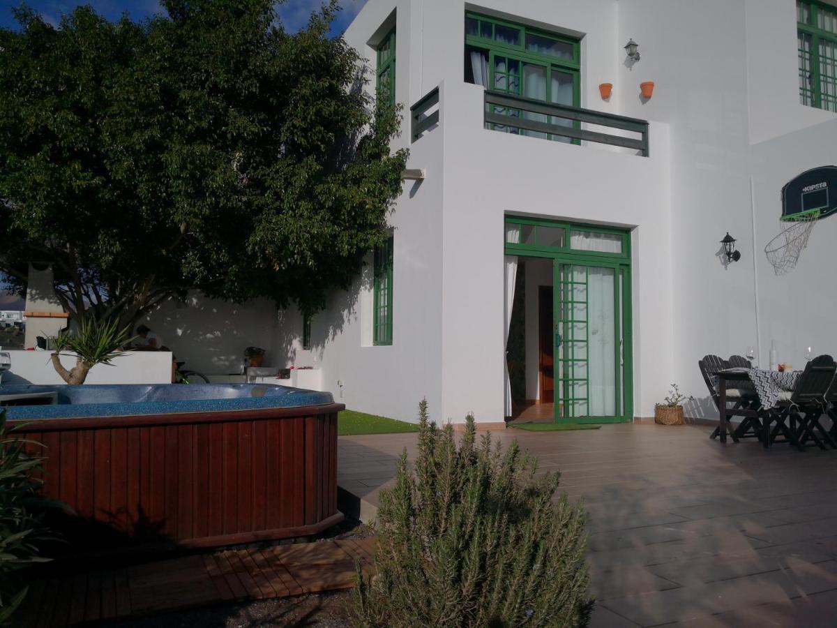 Villa Tyna Playa Blanca Dış mekan fotoğraf